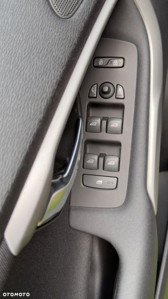 Volvo V40 - 11