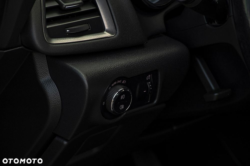 Opel Astra 1.4 Turbo Cosmo - 36