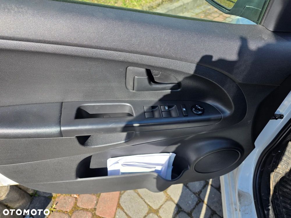 Kia Venga 1.6 CRDi L - 9