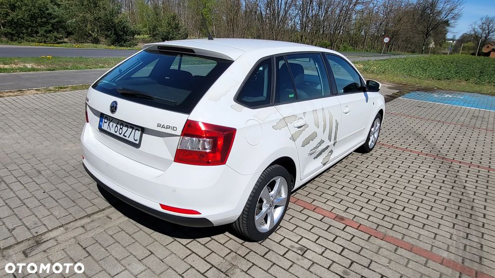 Skoda RAPID 1.6 TDI DPF Style Plus - 5