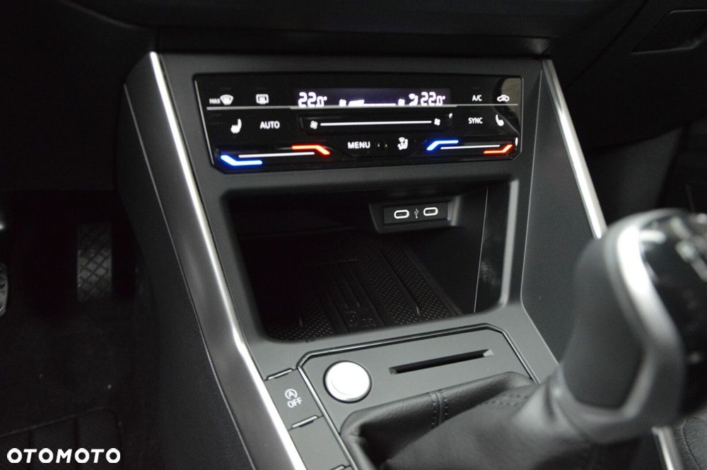 Volkswagen Taigo - 18