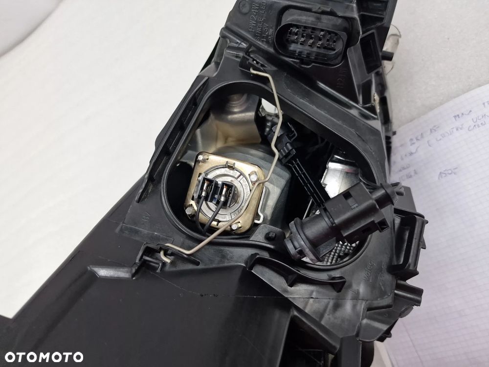 VW SPORTSVAN 517 12- LEWA LAMPA PRZEDNIA PRZÓD BI-XENON , NR 517941031B , NR AUKCJI LA400 - 15