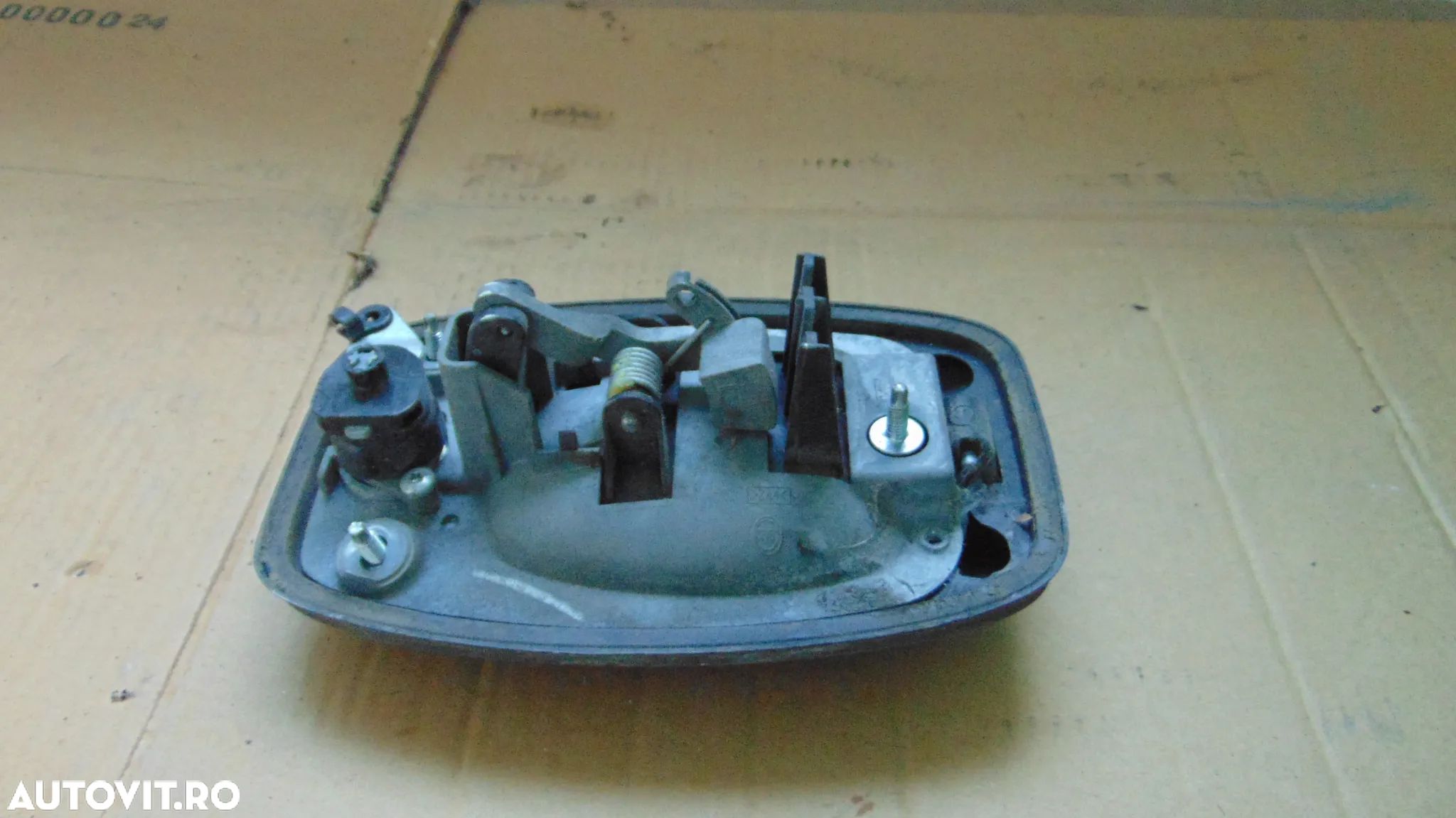Maner usa stanga Fiat Ducato 2.3 Euro 5 tip motor F1AE3481D an 2012-2015 - 1
