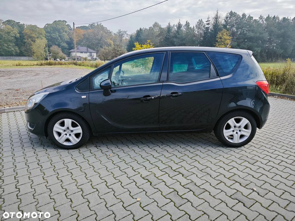 Opel Meriva 2015 photo 2
