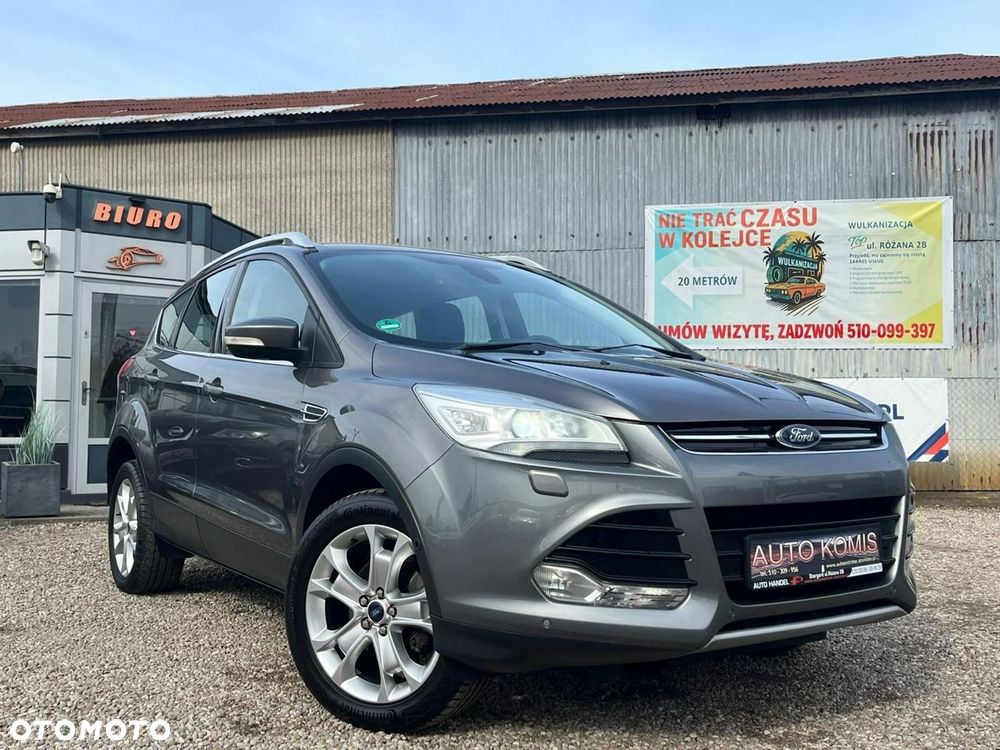 Ford Kuga 1.6 EcoBoost 2x4 Titanium - 3