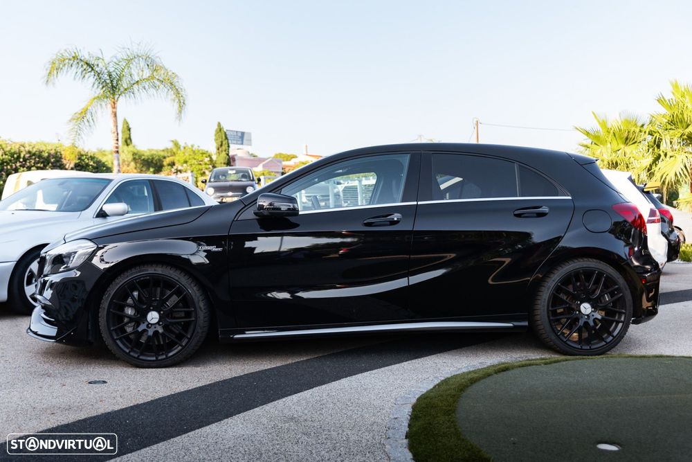 Mercedes-Benz A 45 AMG 4-Matic - 2