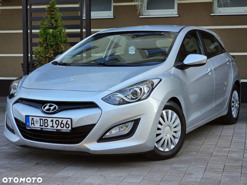 Hyundai i30 1.4 Comfort - 11