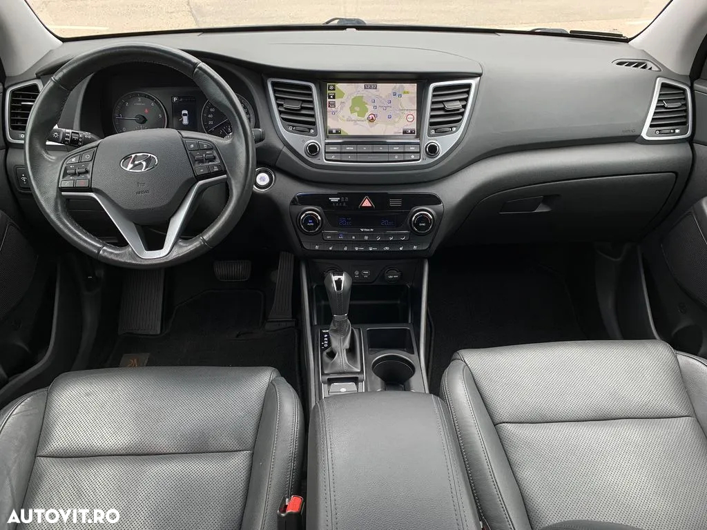 Hyundai Tucson 2.0 CRDI 4WD 6AT Luxury Pack+ - 10