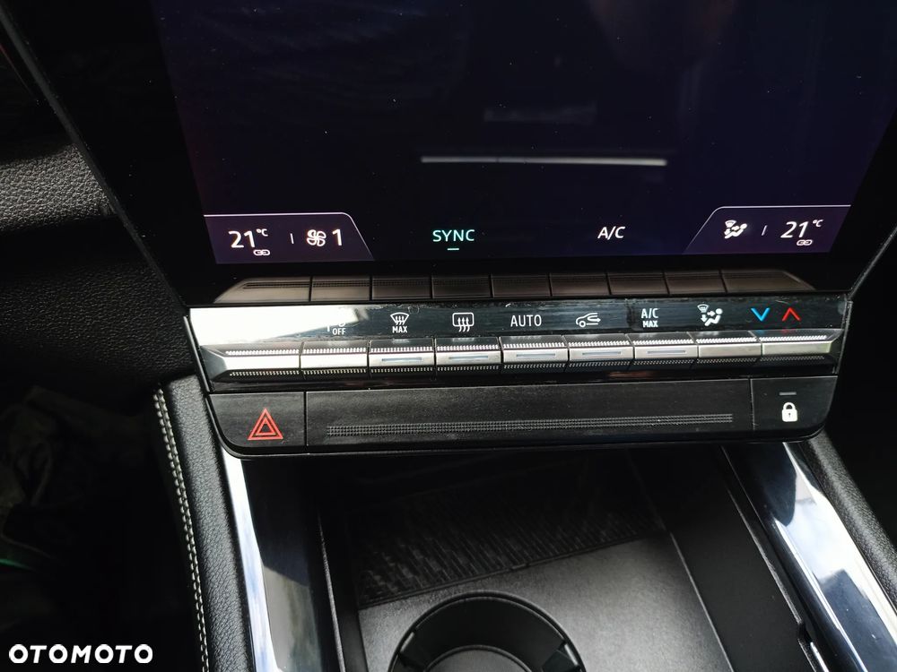 Renault Austral E-Tech Full 200 Iconic - 20
