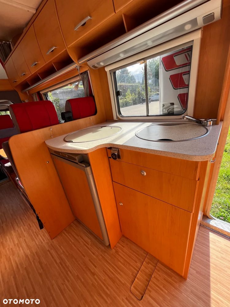 Hymer-Eriba C682 CL - 25