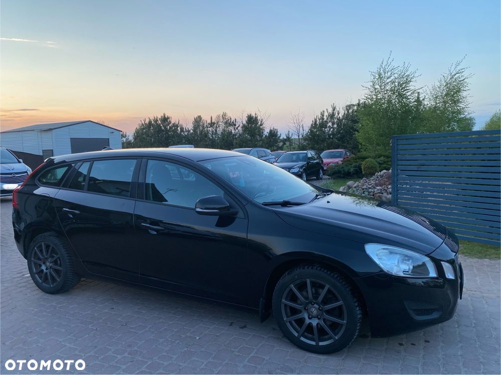 Volvo V60 D2 Edition - 23