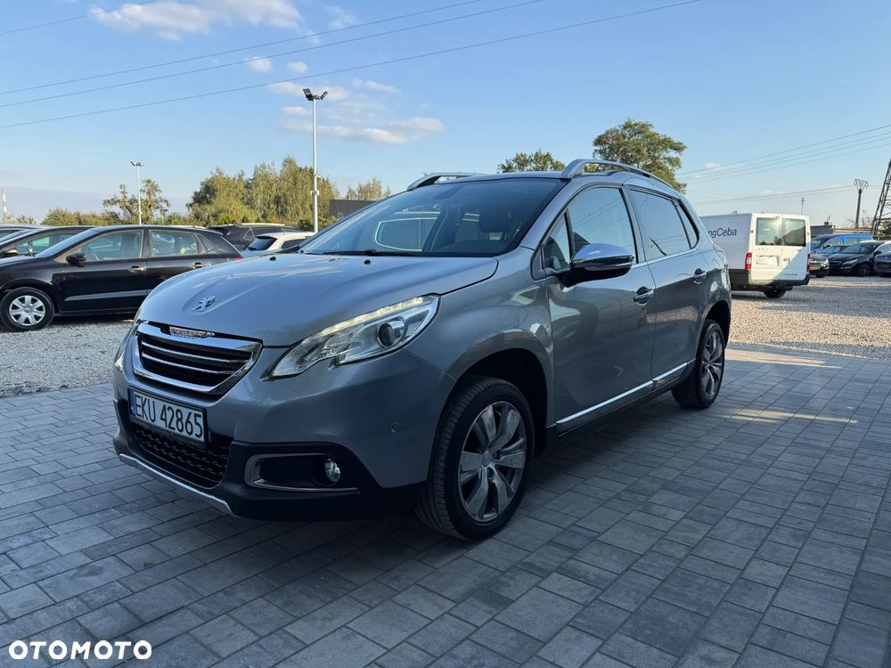 Peugeot 2008 1.2 Pure Tech Allure S&S - 24