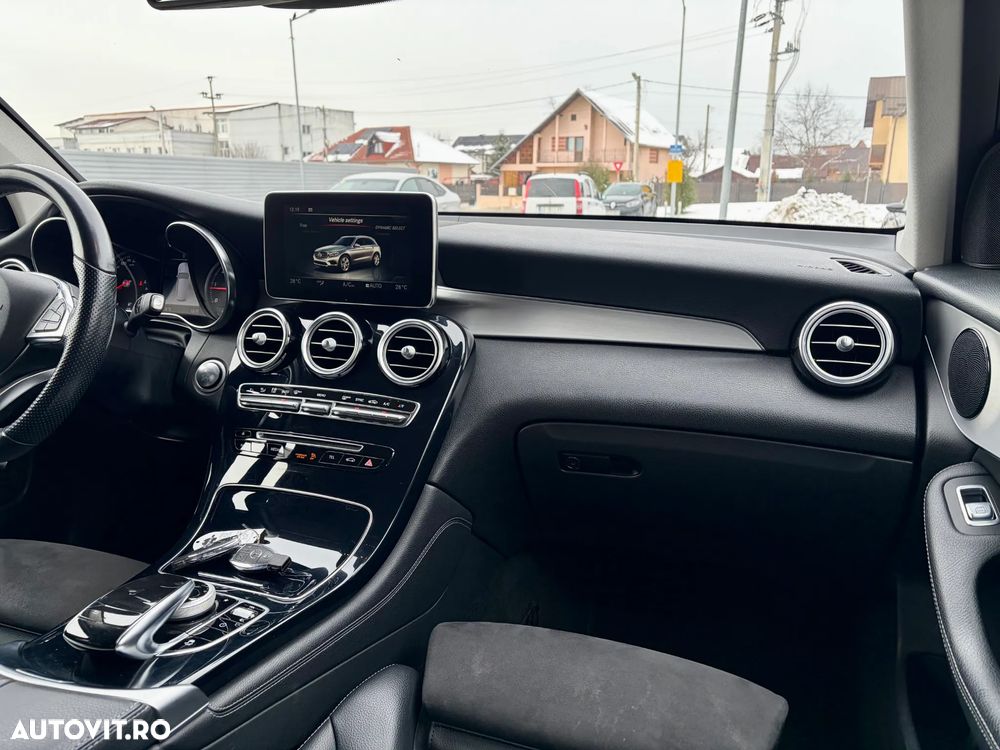 Mercedes-Benz GLC 250 d 4MATIC 9G-TRONIC AMG Line - 16