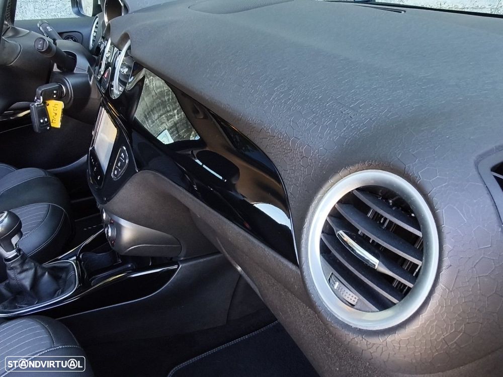 Opel Adam 1.2 Glam - 34