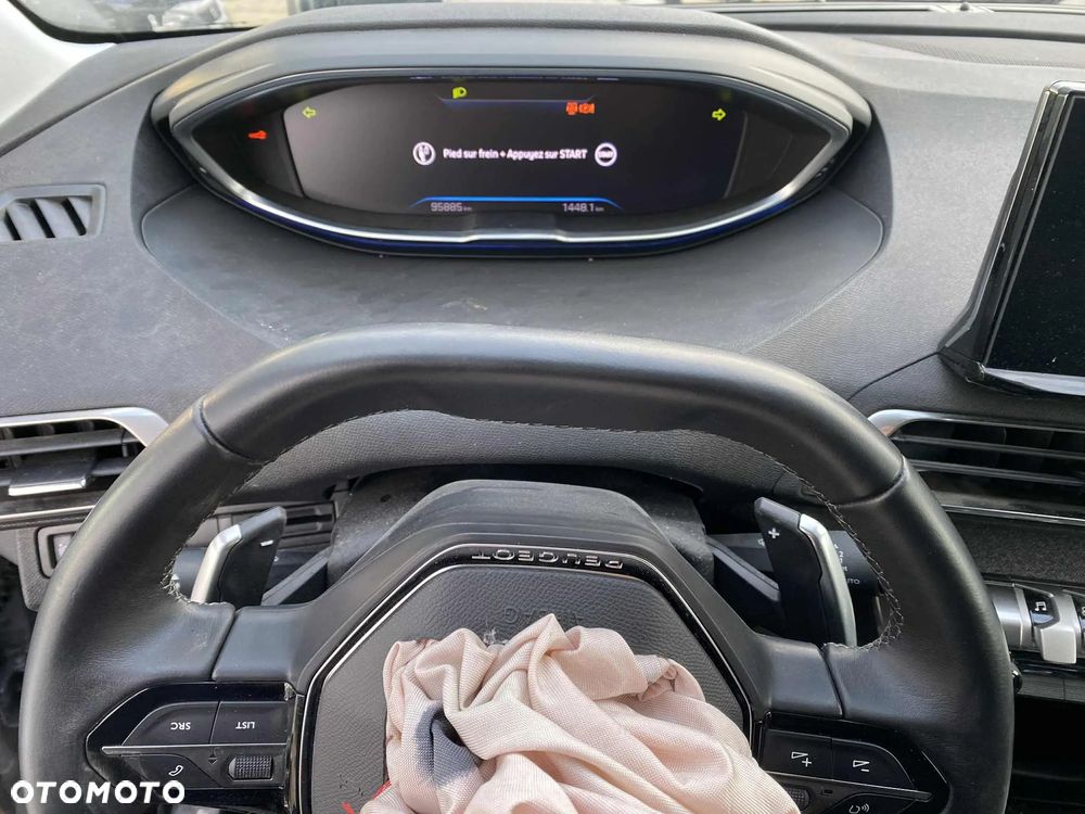 Peugeot 3008 1.2 PureTech Allure S&S EAT8 - 15