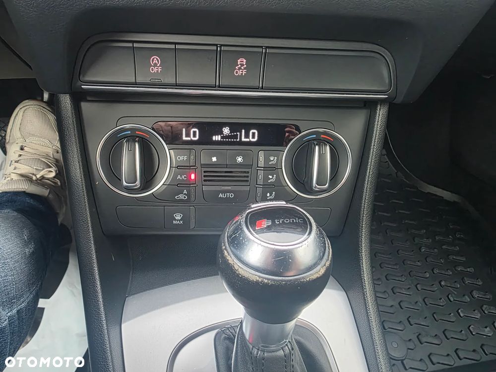 Audi Q3 2.0 TDI Quattro S tronic - 16