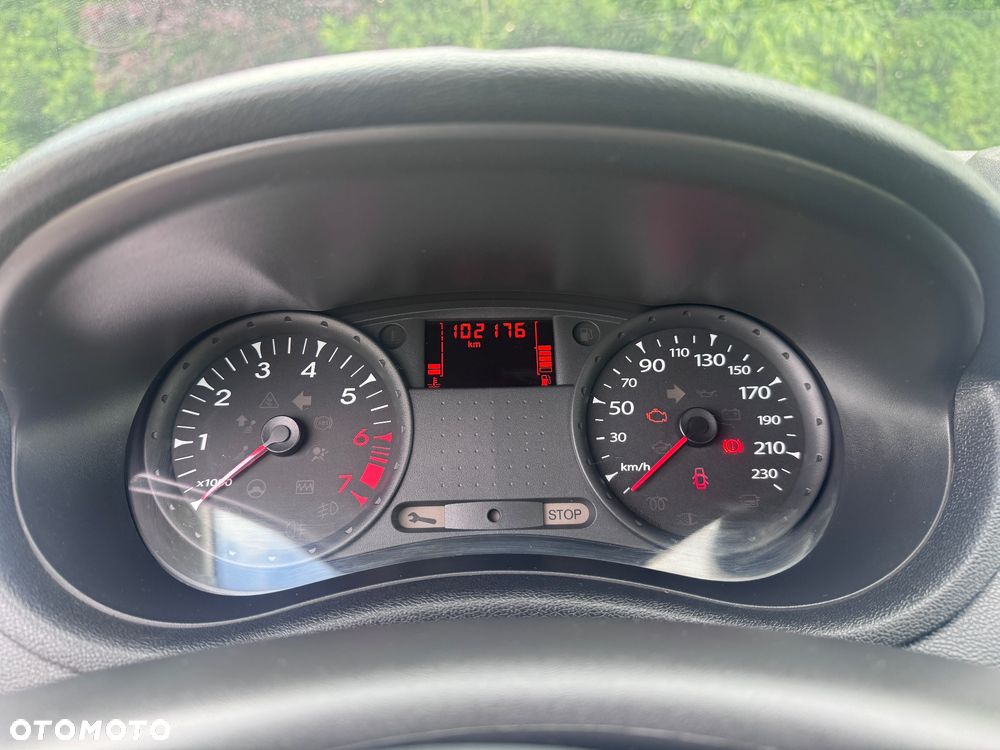 Renault Clio - 9