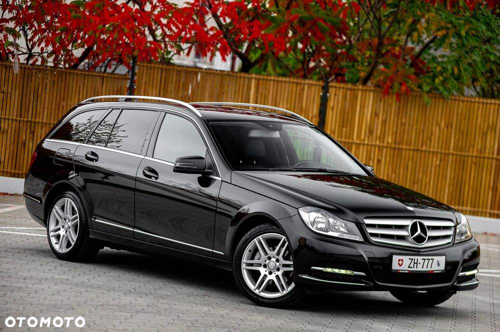 Mercedes-Benz C-Class 2014 photo 4