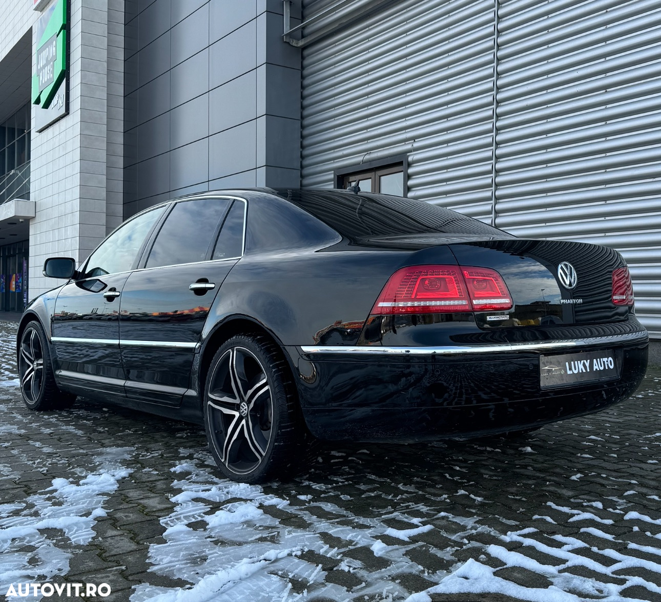Volkswagen Phaeton - 3