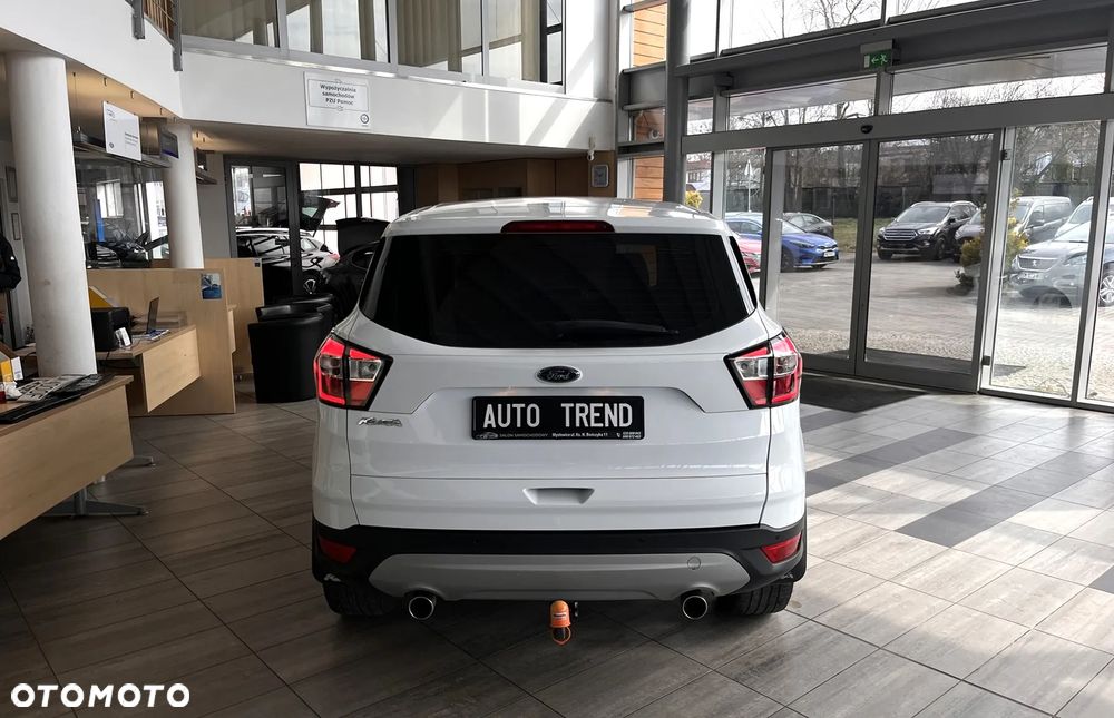 Ford Kuga 2.0 TDCi 4x4 Titanium - 6