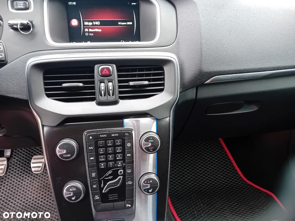 Volvo V40 D2 Drive-E R-Design Momentum - 10