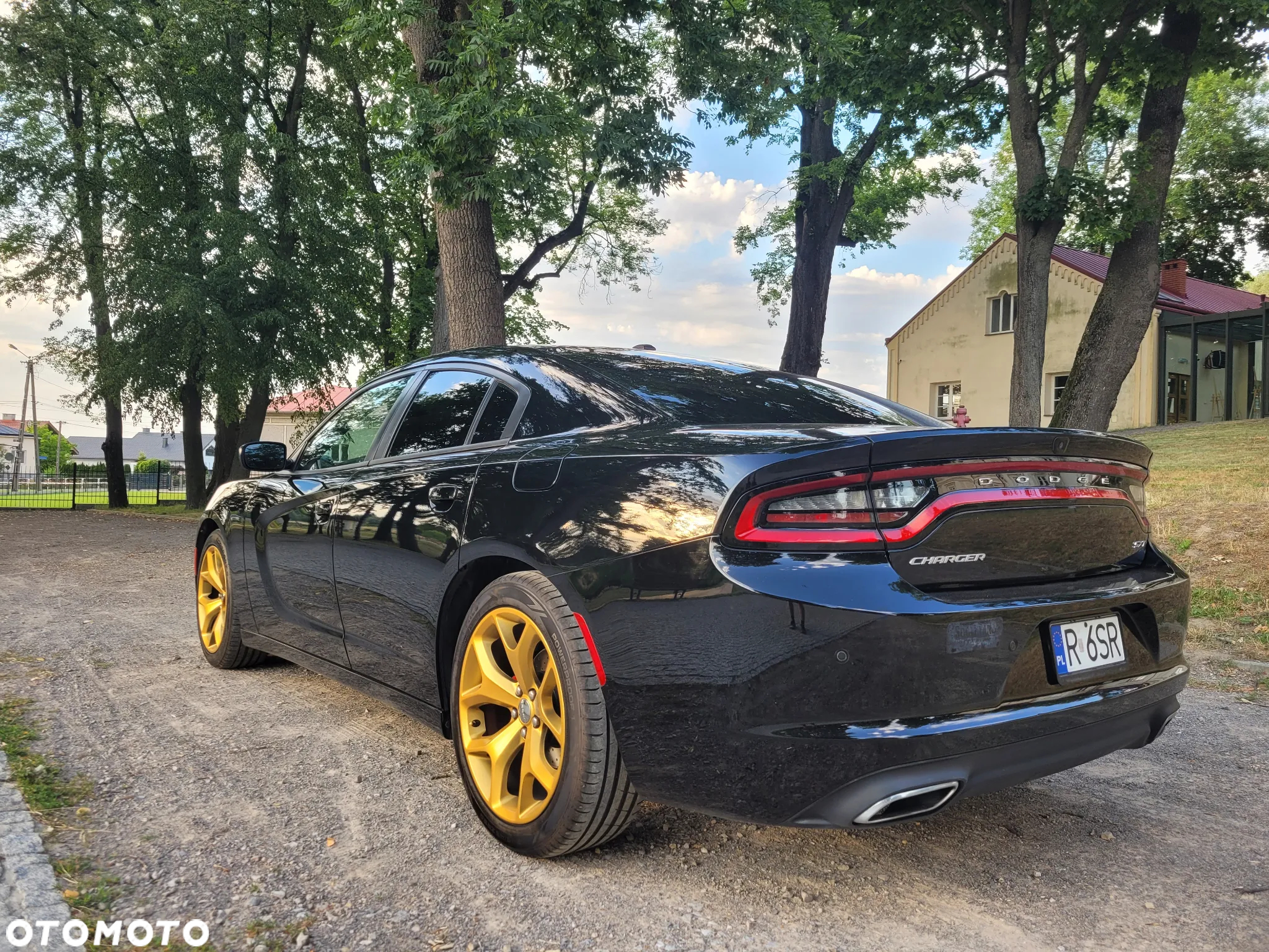 Dodge Charger - 5