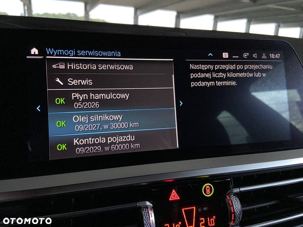 BMW Seria 3 330e M Sport - 9