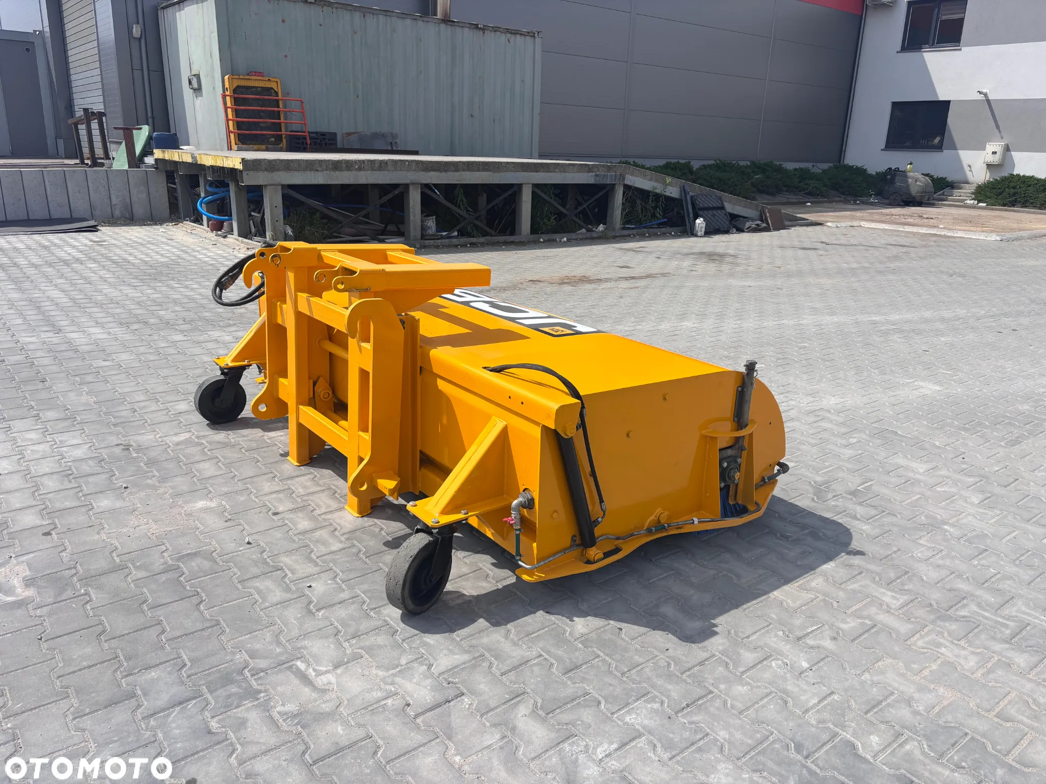 JCB Zamiatarka, szczotka do zamiatania SC240 - 5