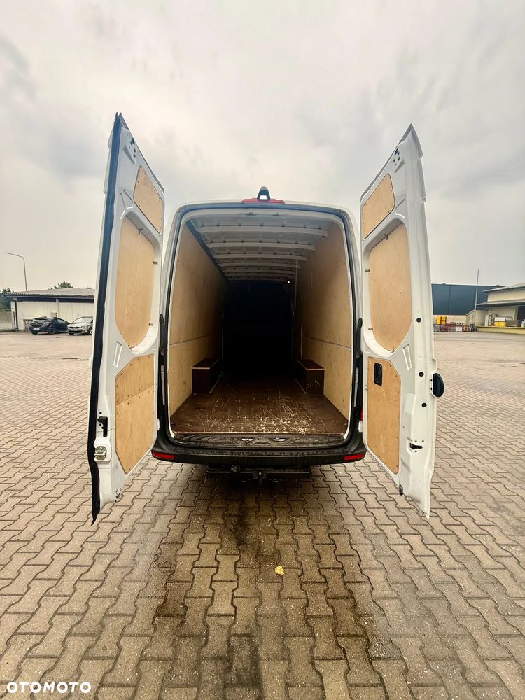 Mercedes-Benz Sprinter - 1