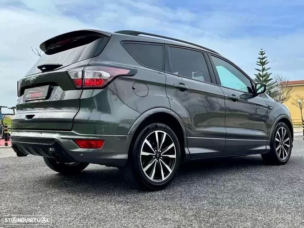 Ford Kuga 1.5 TDCi ST-Line Limited Edition - 32