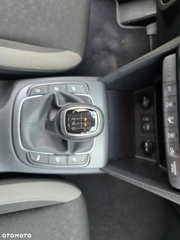 Hyundai Kona 1.0 T-GDI Style - 17