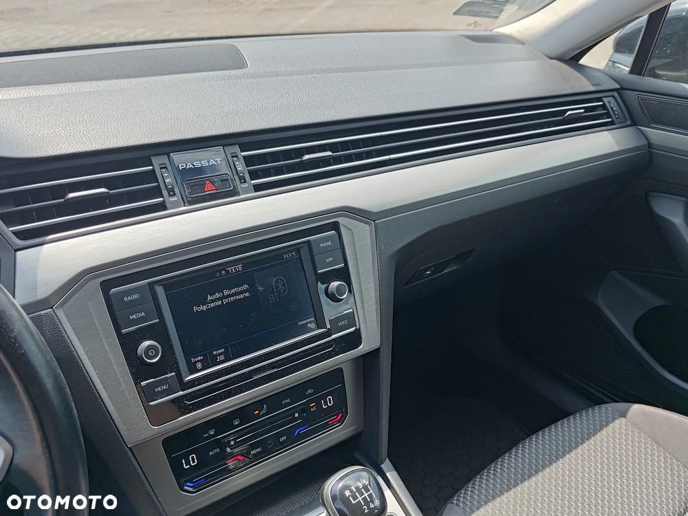 Volkswagen Passat 1.5 TSI EVO Essence - 18