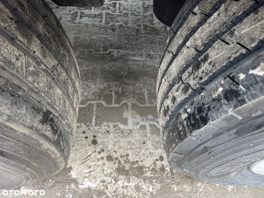 Krone Chłodnia ,Doppelstock , Carrier Vector 1550 - 20