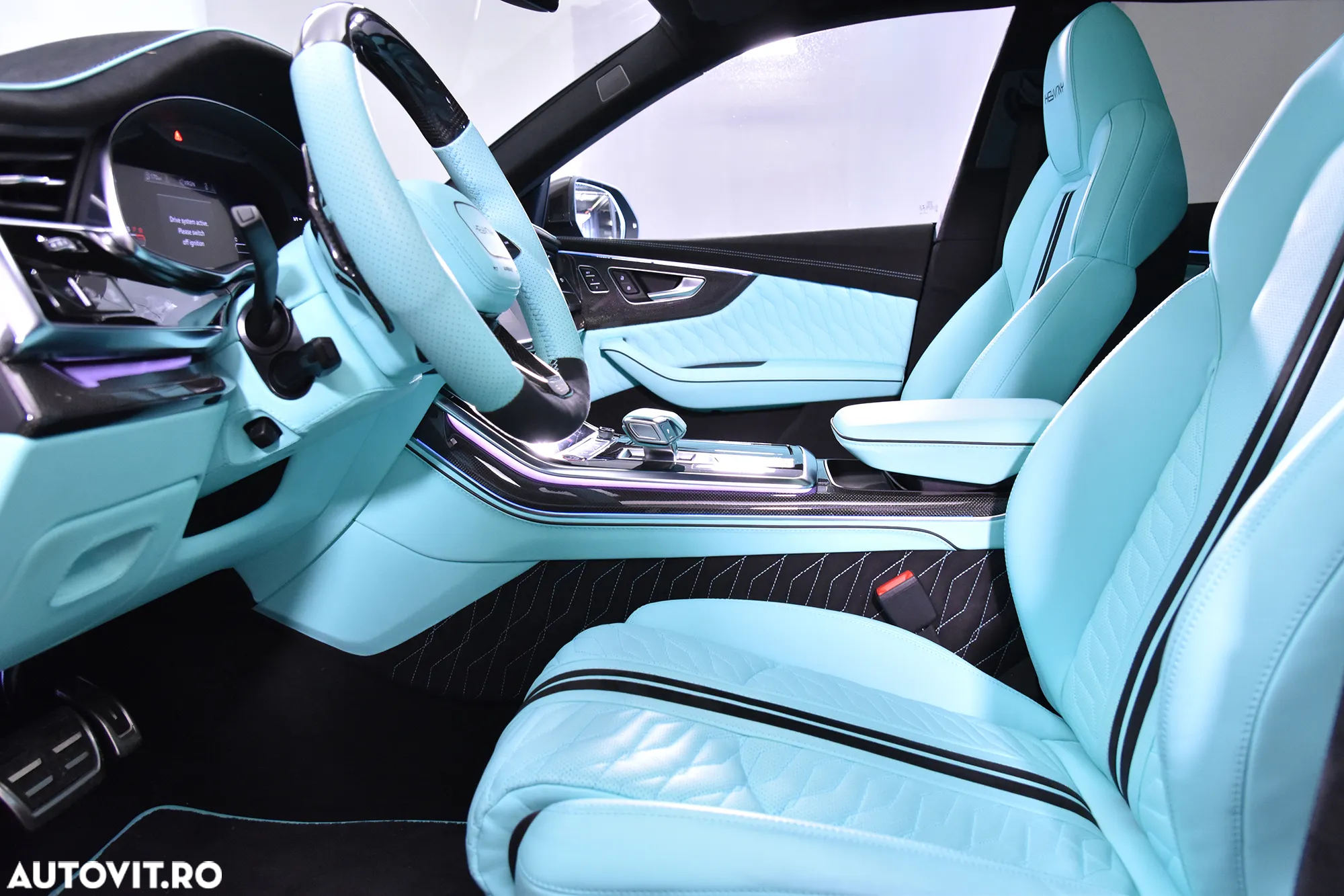 Audi RS Q8 - 28