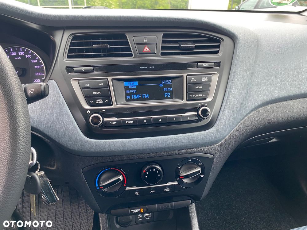 Hyundai i20 1.2 Classic Plus - 32