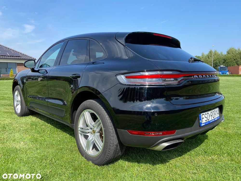 Porsche Macan - 16