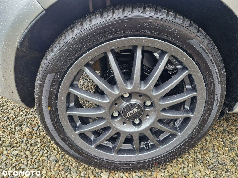 Ford Fiesta 1.25 Trend - 22