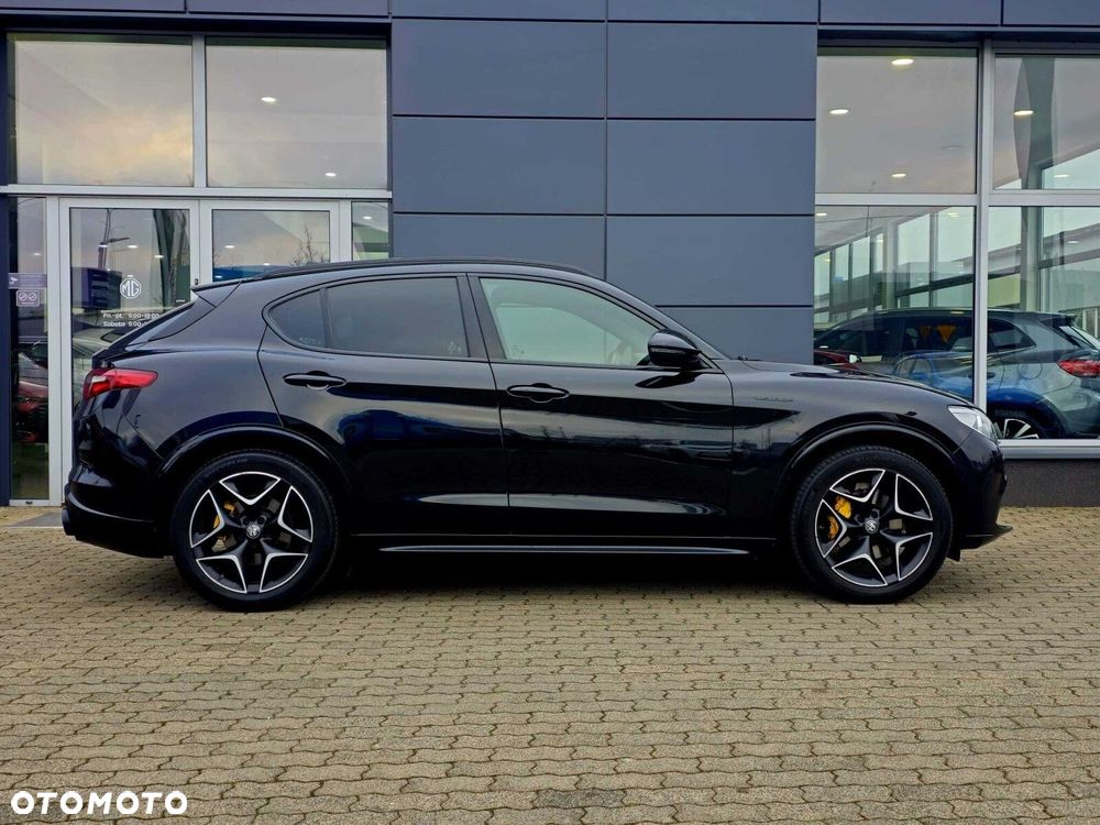 Alfa Romeo Stelvio 2.0 Turbo Veloce Q4 - 5