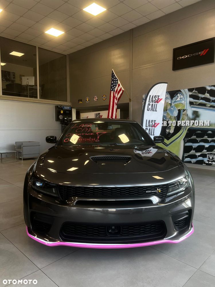 Dodge Charger 6.4 Scat Pack Widebody - 1