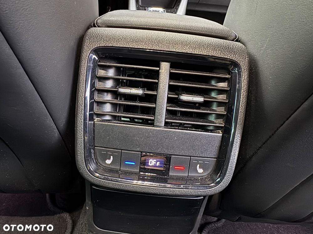 Skoda Octavia 2.0 TDI RS DSG - 15