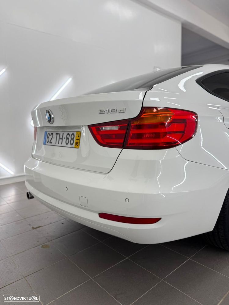 BMW 318 Gran Turismo d Line Modern - 10
