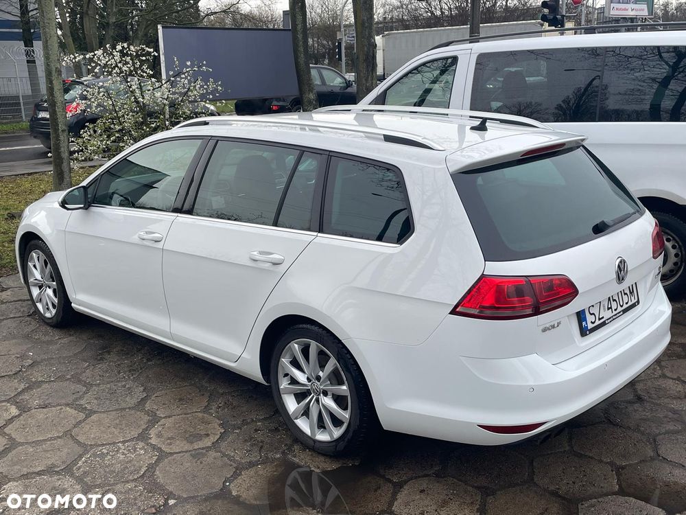 Volkswagen Golf - 11
