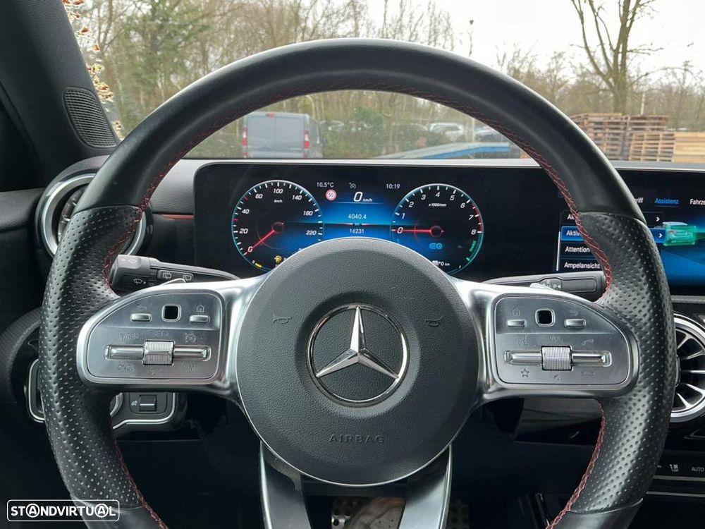 Mercedes-Benz A 250 e AMG Line - 7