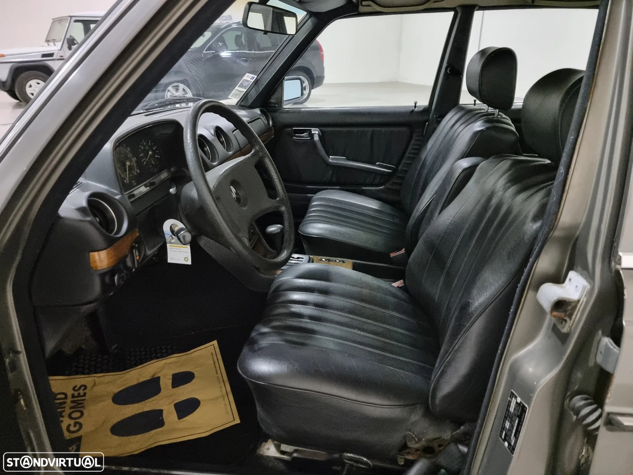 Mercedes-Benz 300 D Turbo - 6