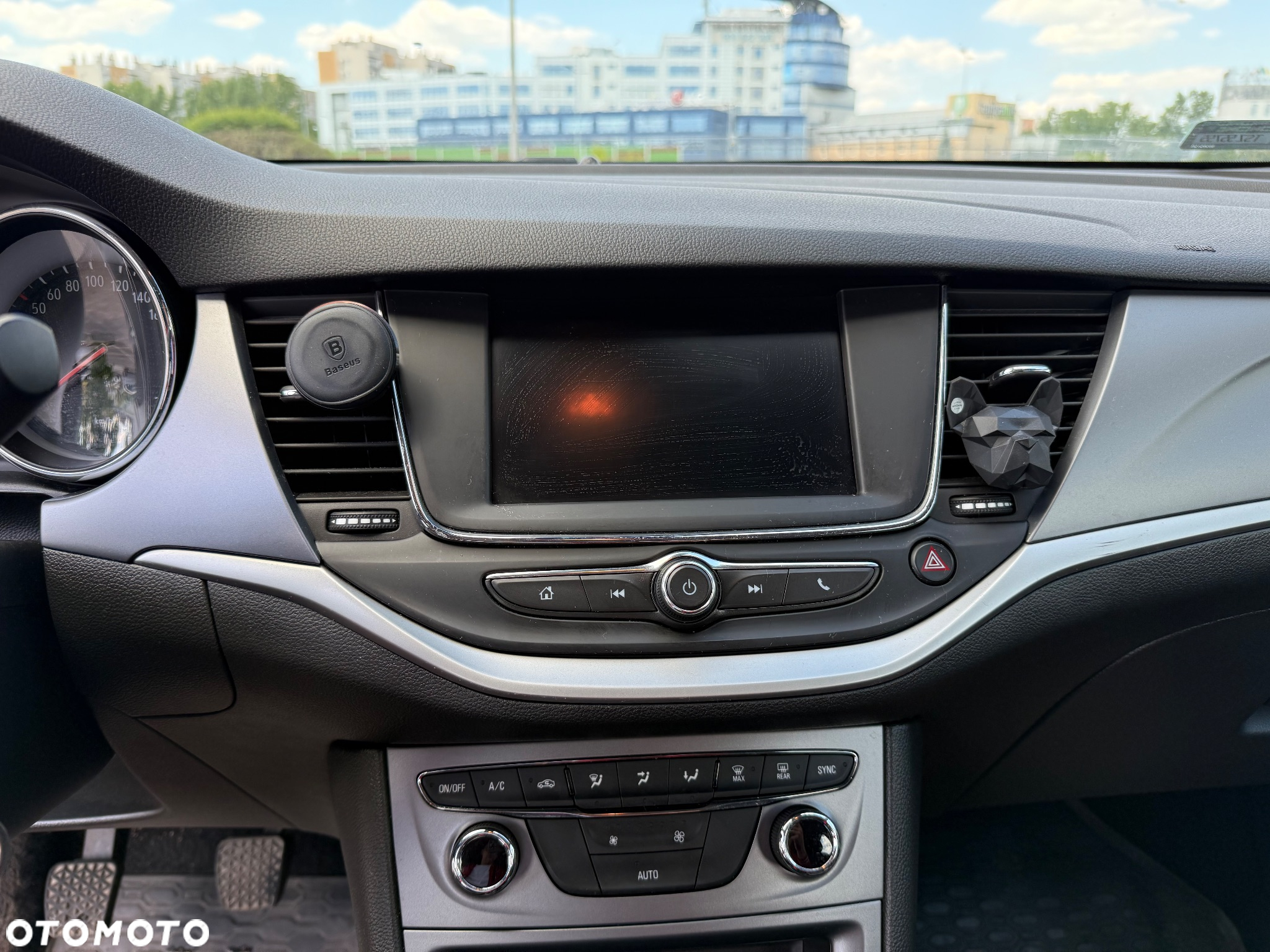 Opel Astra V 1.2 T Edition S&S - 11