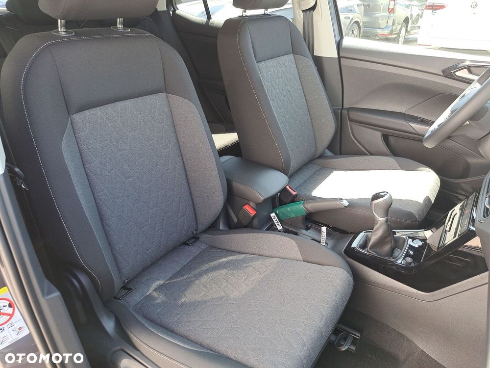 Volkswagen T-Cross - 14