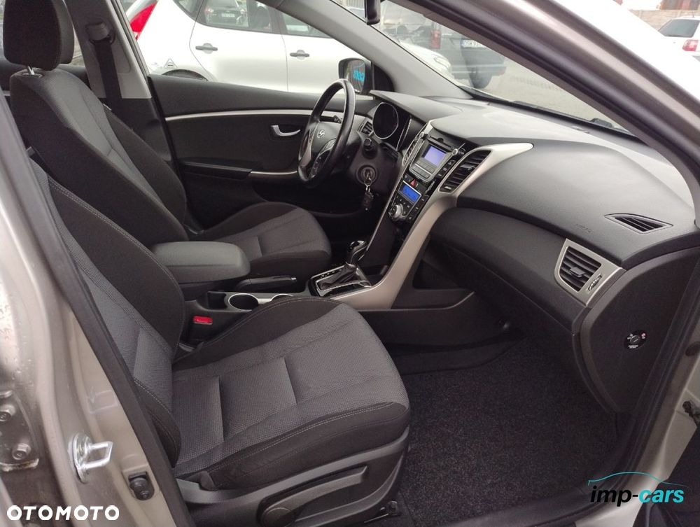 Hyundai i30 - 13
