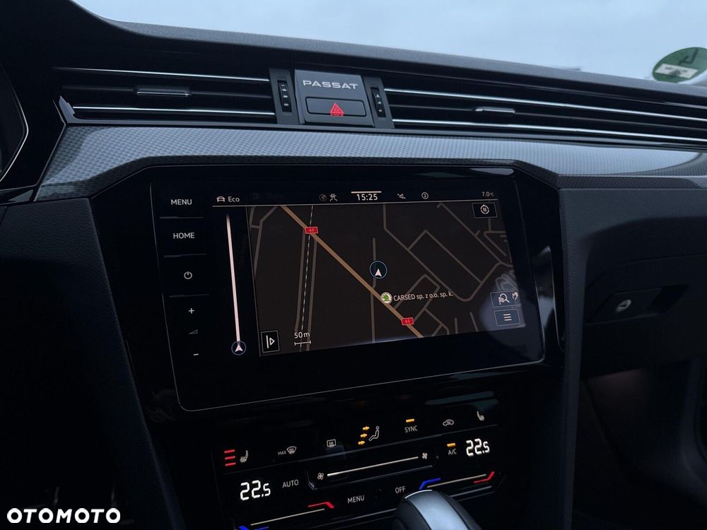 Volkswagen Passat - 25