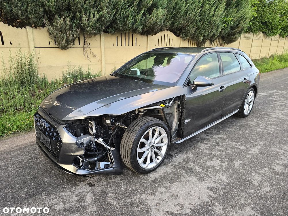 Audi A4 Avant 45 TFSI quattro S tronic S line - 11