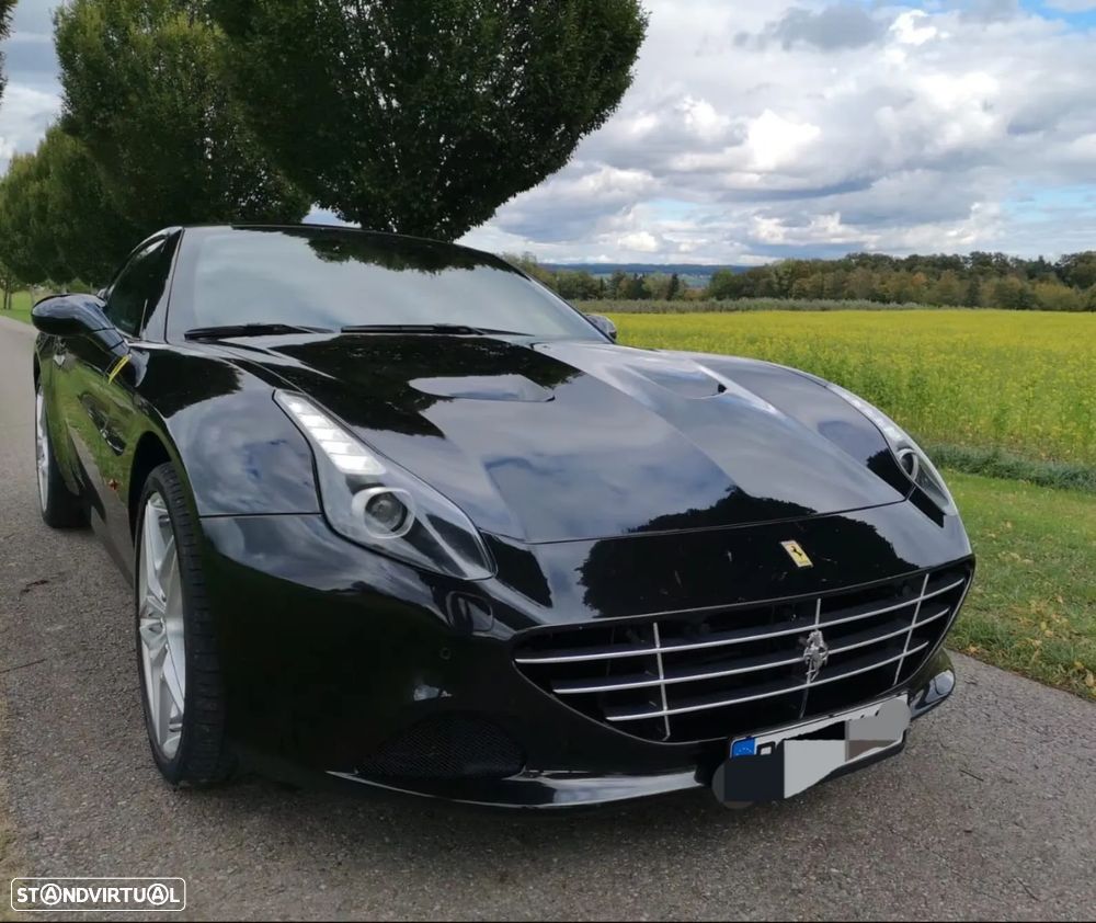 Ferrari California T - 2